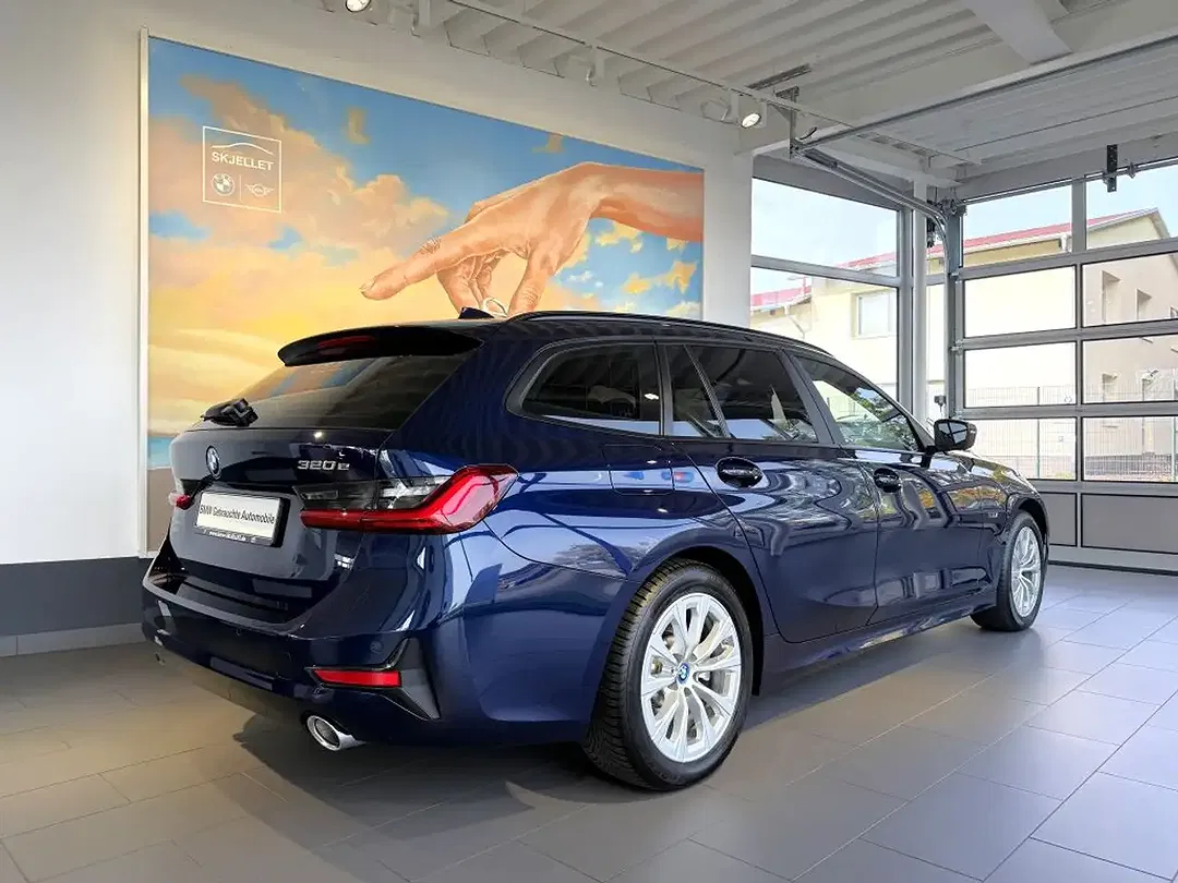 BMW 320 AUT Touring Advantage - Thumbnail 8