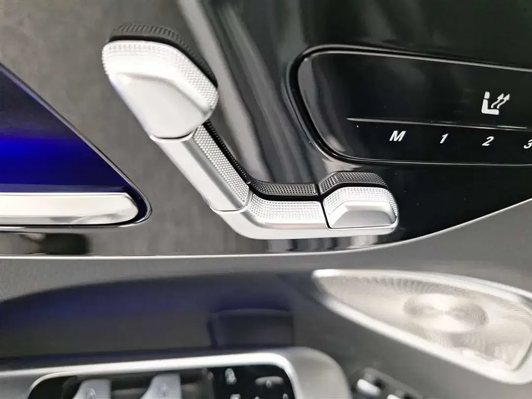 Mercedes-Benz C 300 9G-TRONIC AMG Line Premium Plus - Thumbnail 29