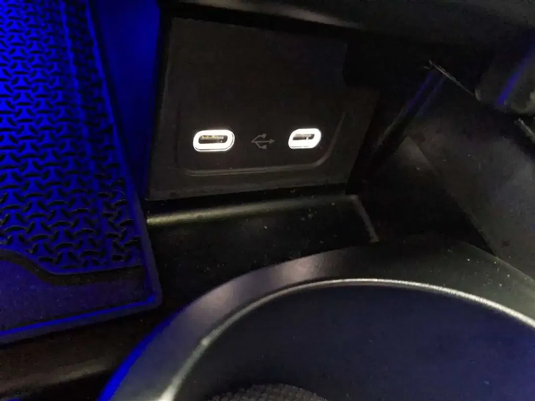 Mercedes-Benz C 300 9G-TRONIC AMG Line Premium Plus - Thumbnail 39