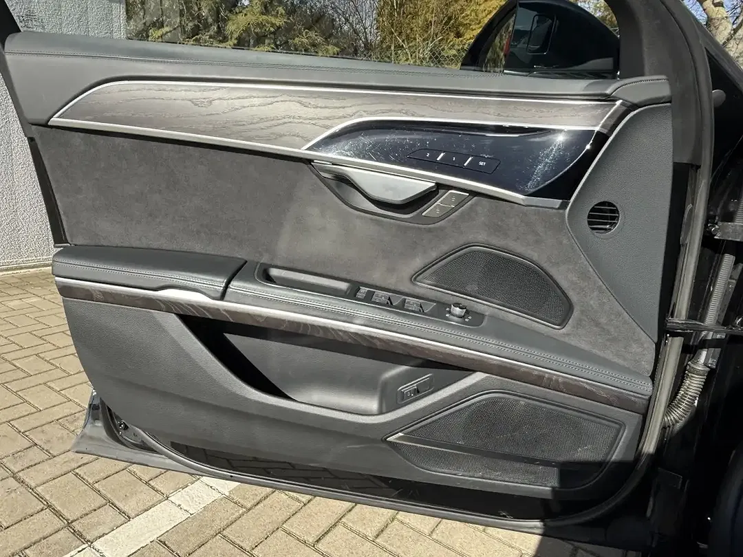 Audi A8 50 TDI - Thumbnail 10