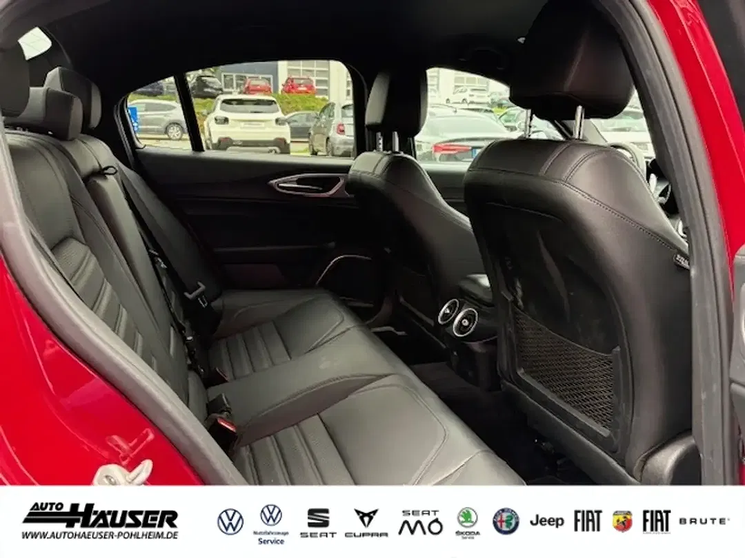 Alfa Romeo Giulia 2.0 Turbo Q4 Veloce - Thumbnail 12