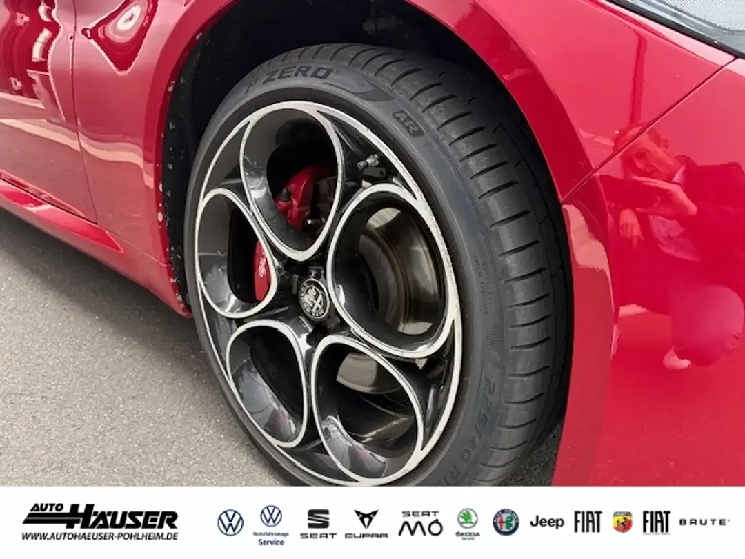 Alfa Romeo Giulia 2.0 Turbo Q4 Veloce - Thumbnail 8
