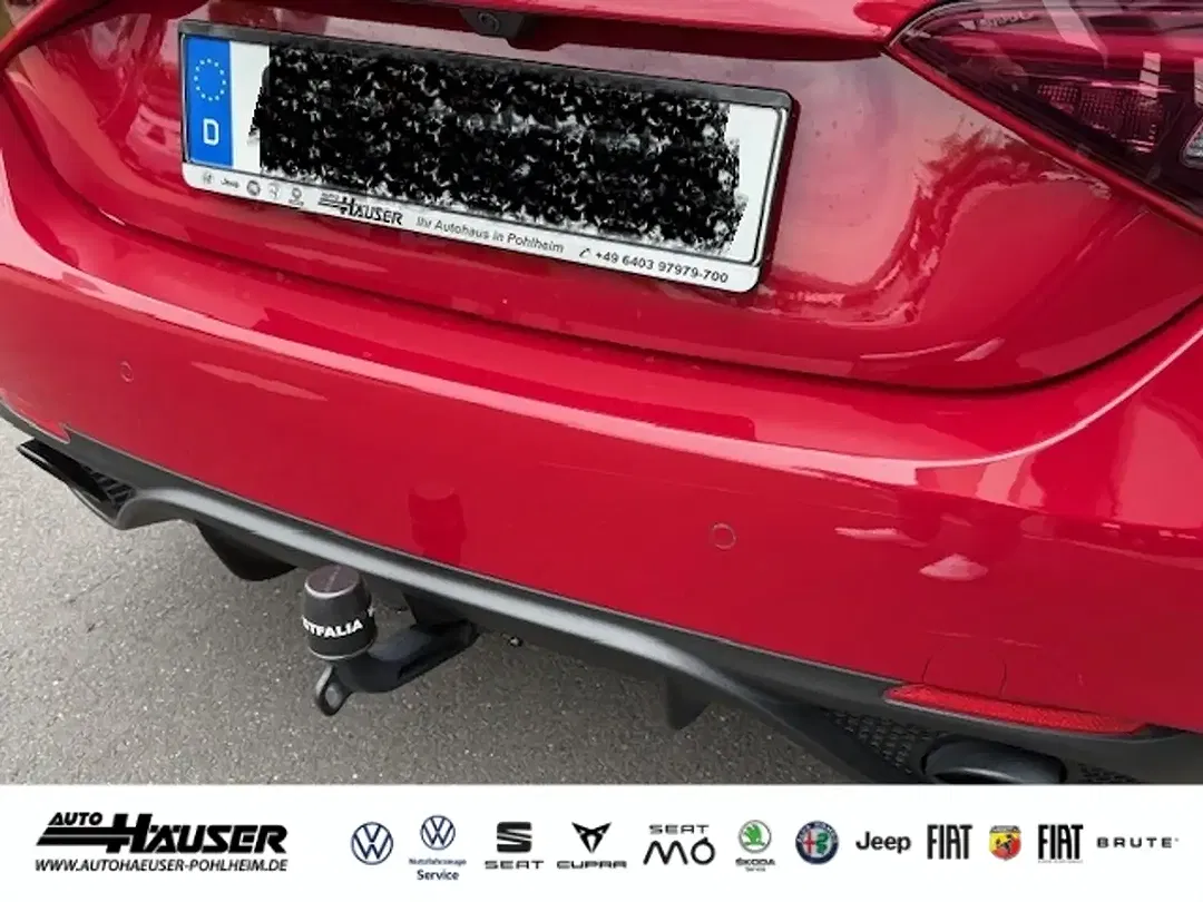 Alfa Romeo Giulia 2.0 Turbo Q4 Veloce - Thumbnail 9