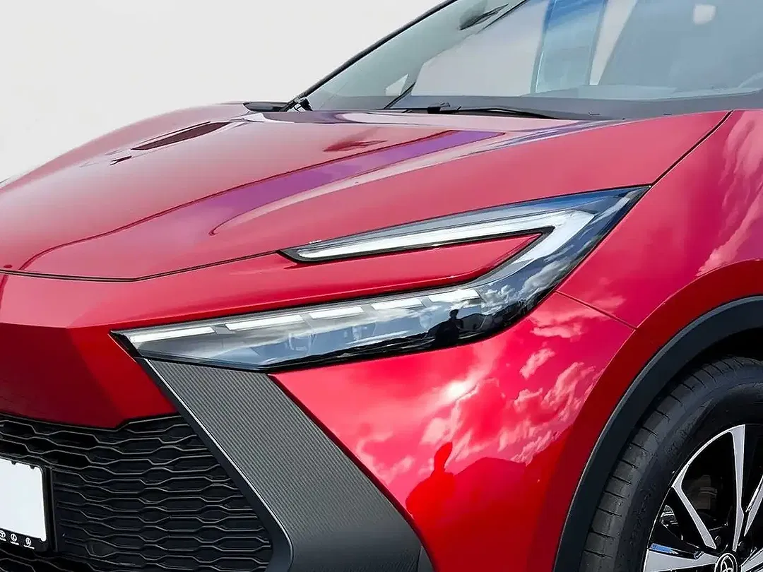 Toyota C-HR Hybrid Teamplayer - Thumbnail 14