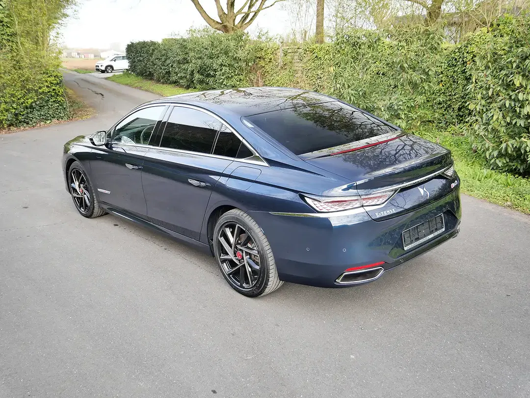 DS Automobiles DS 9 - foto 15