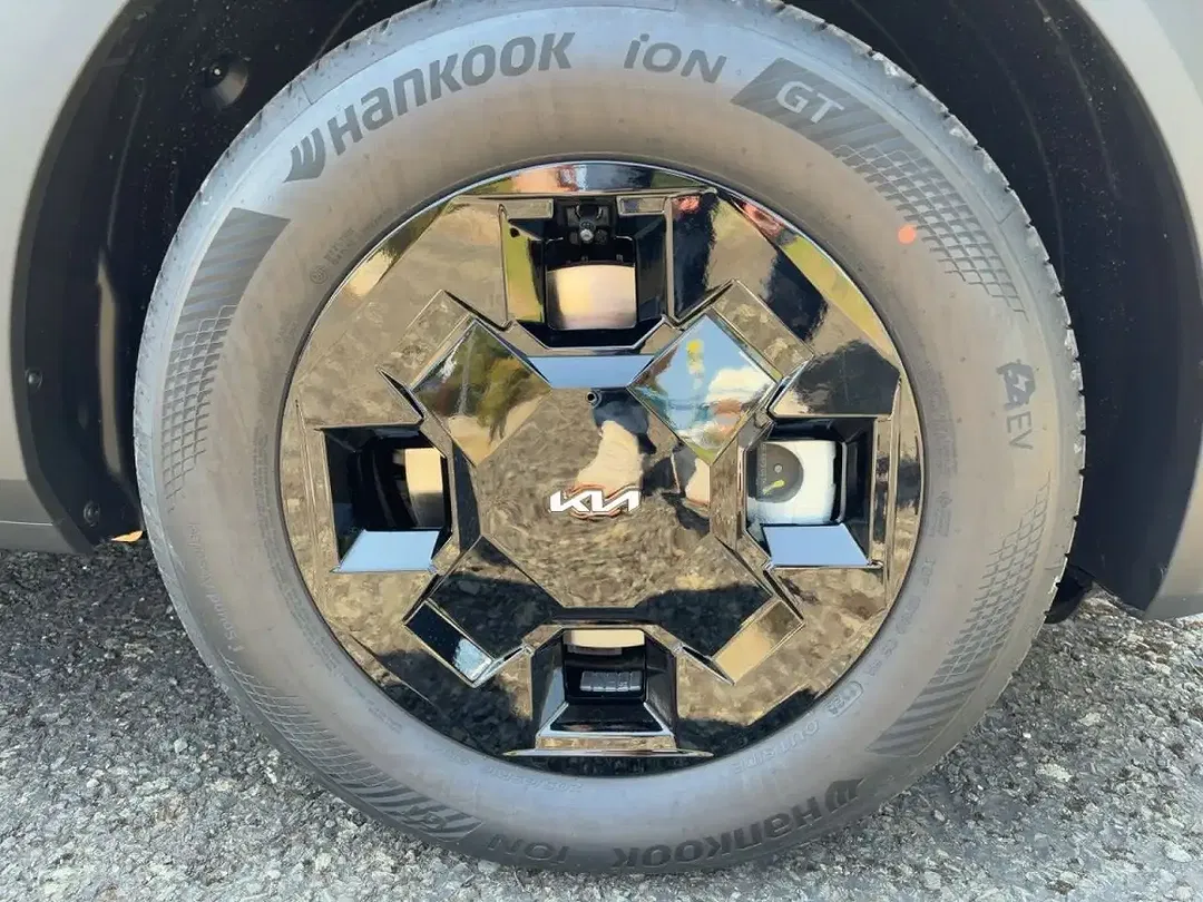 Kia EV2 Earth - Thumbnail 13