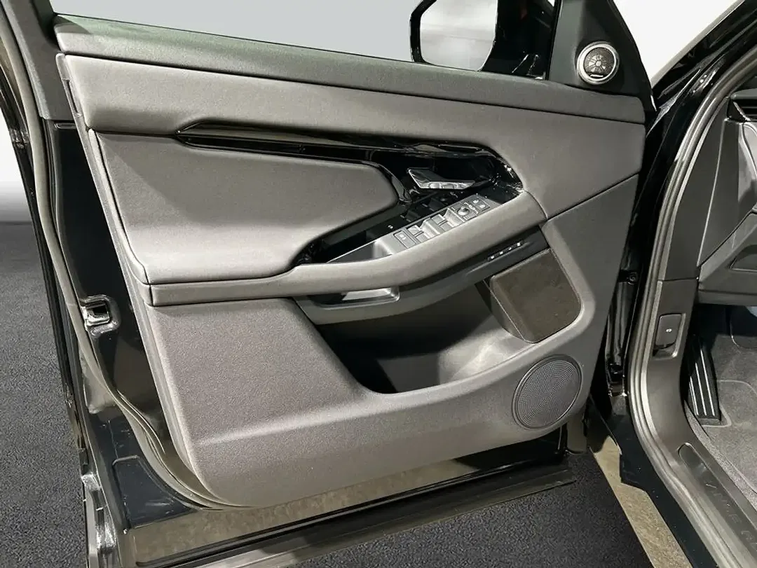 Land Rover Range Rover Evoque Dynamic SE - Thumbnail 13