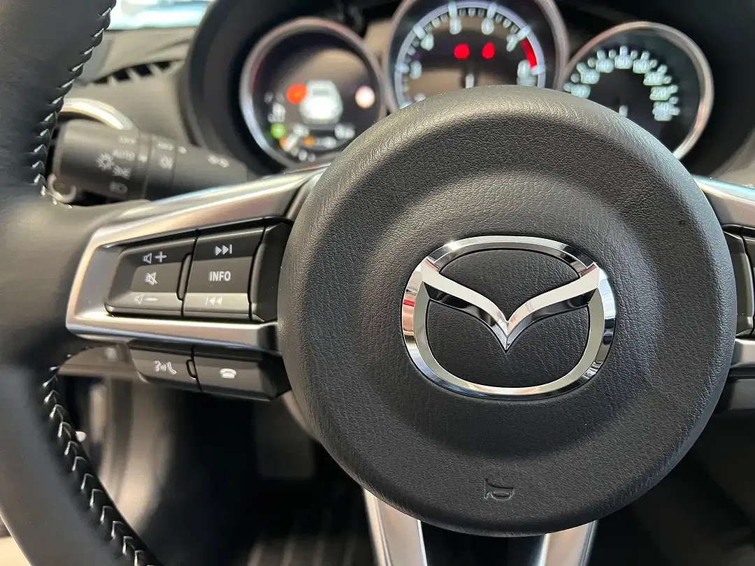 Mazda MX-5 RF Exclusive-Line - Thumbnail 11