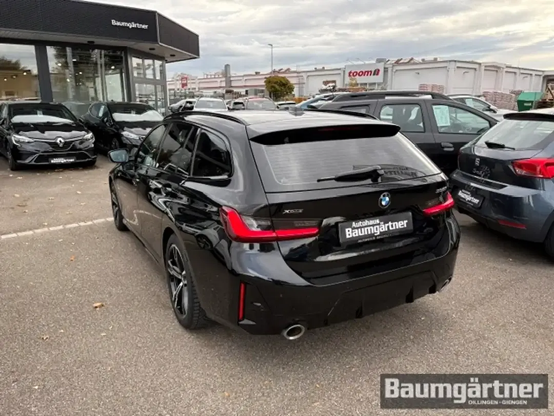 BMW 330 xDrive M Sport Touring - Thumbnail 6