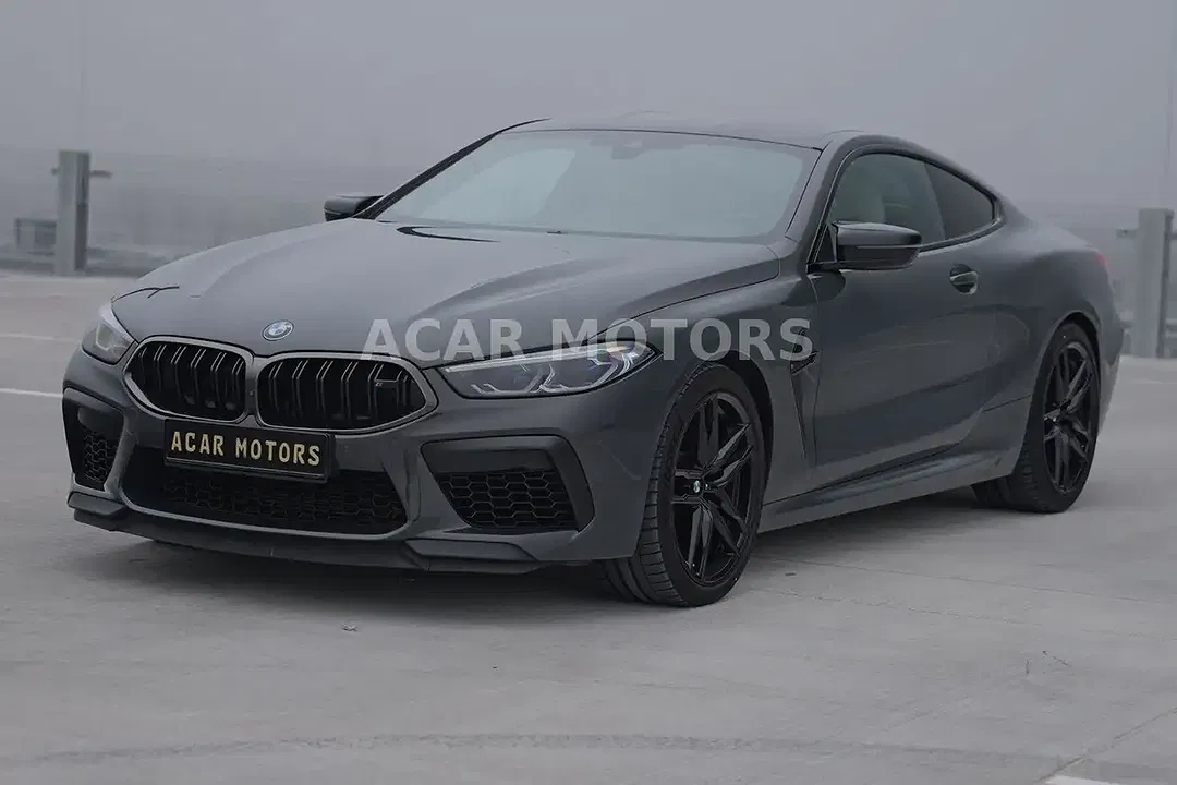 BMW M8 Competition Coupe Individual - Thumbnail 3