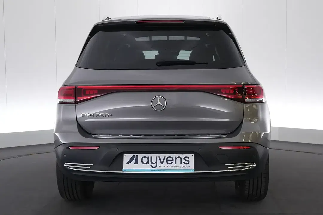 Mercedes-Benz EQB 250 Luxury Premium - Thumbnail 8