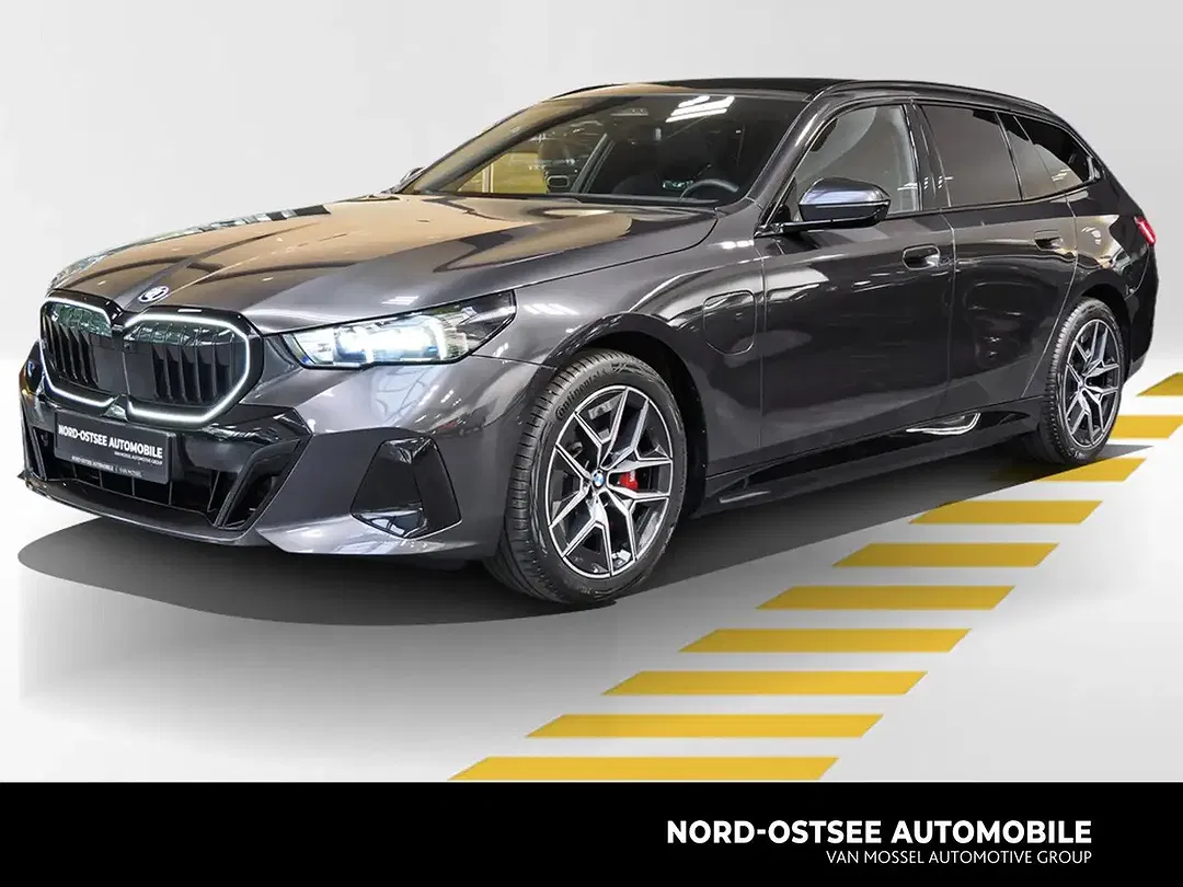 BMW 550 xDrive M Sport - Thumbnail 1