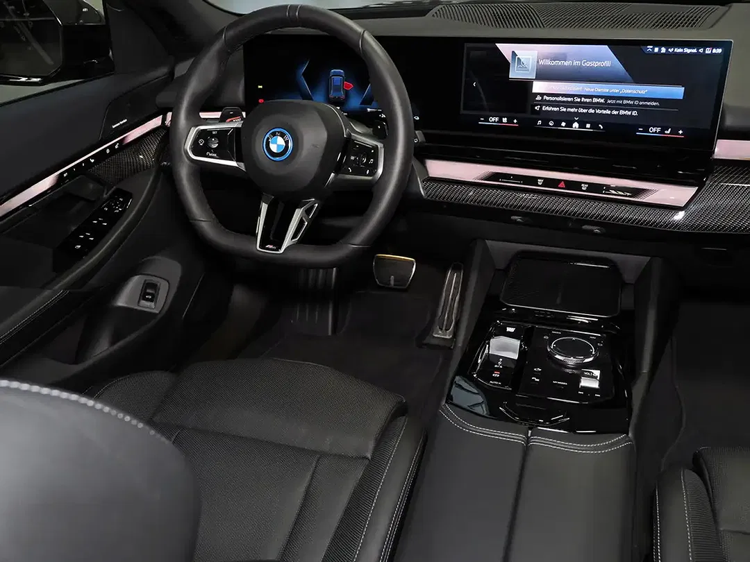 BMW 550 xDrive M Sport - Thumbnail 10