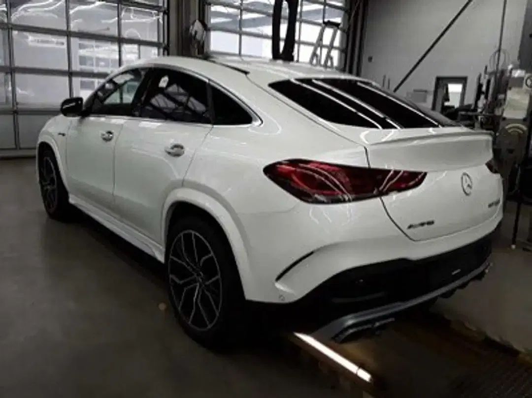 Mercedes-Benz GLE 63 AMG 4MATIC - Thumbnail 4