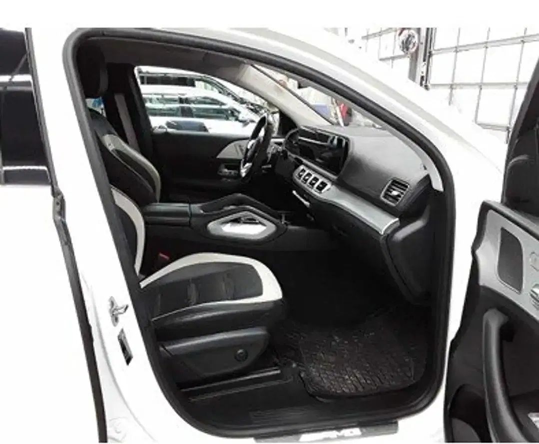 Mercedes-Benz GLE 63 AMG 4MATIC - Thumbnail 7