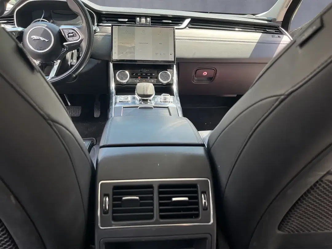 Jaguar XF Sportbrake - Thumbnail 14