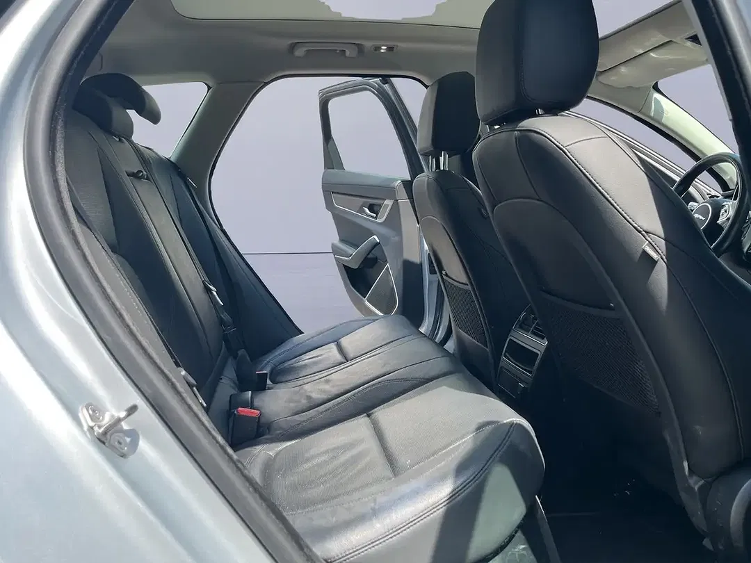 Jaguar XF Sportbrake - foto 15