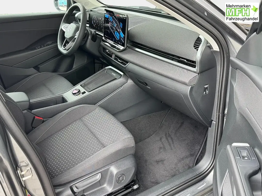 Volkswagen T-Roc 1.5 eTSI DSG Life Plus - Thumbnail 9