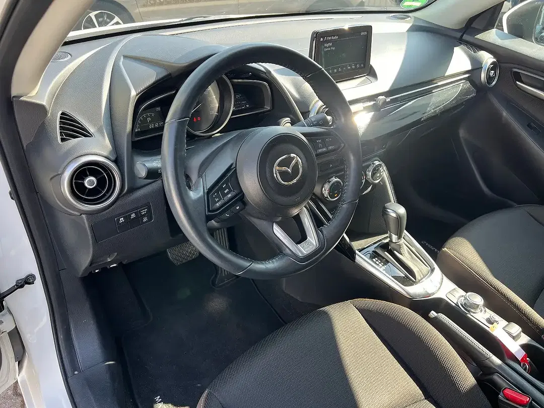 Mazda 2 Exclusive-Line - Thumbnail 12