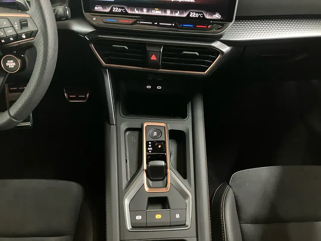 CUPRA Leon 1.5 eTSI Matrix LED Sportstourer - Thumbnail 14