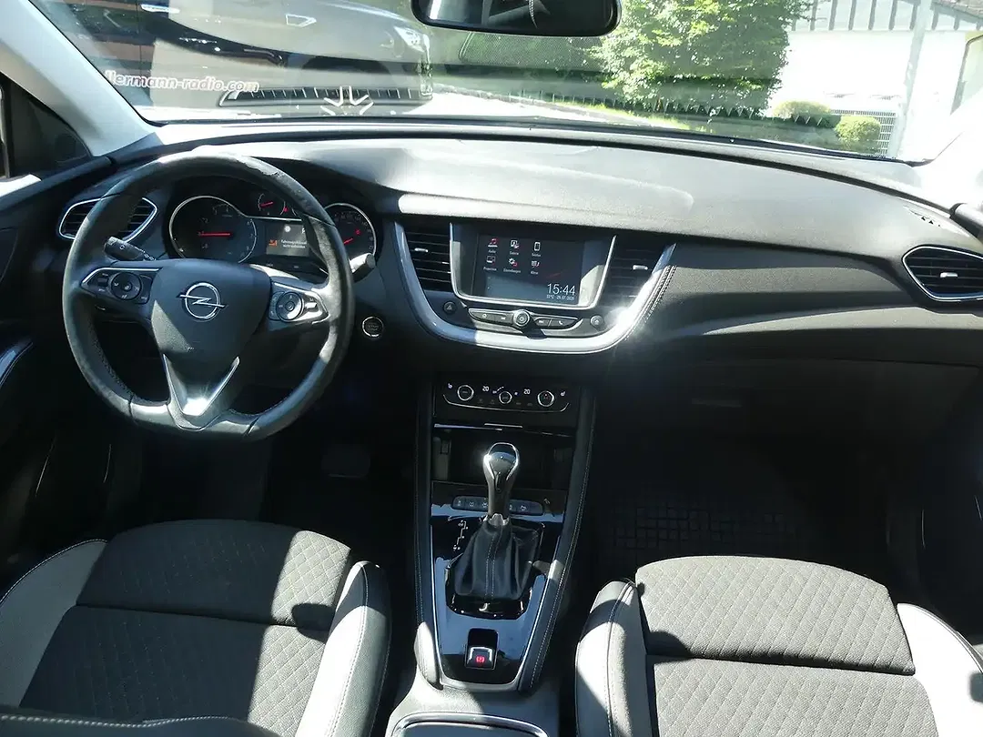 Opel Grandland X 1.2 - Thumbnail 14