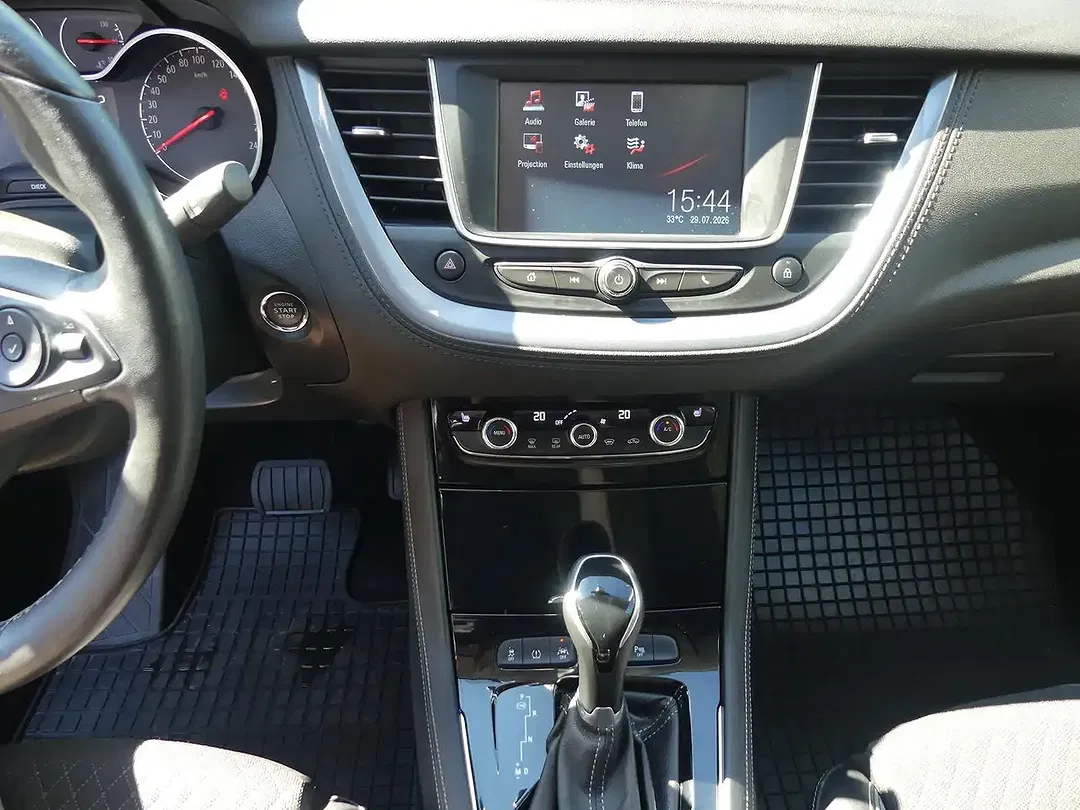 Opel Grandland X 1.2 - foto 15