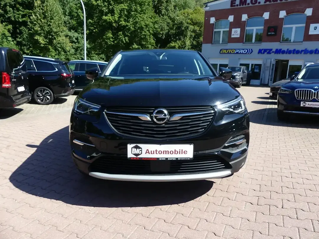 Opel Grandland X 1.2 - foto 2