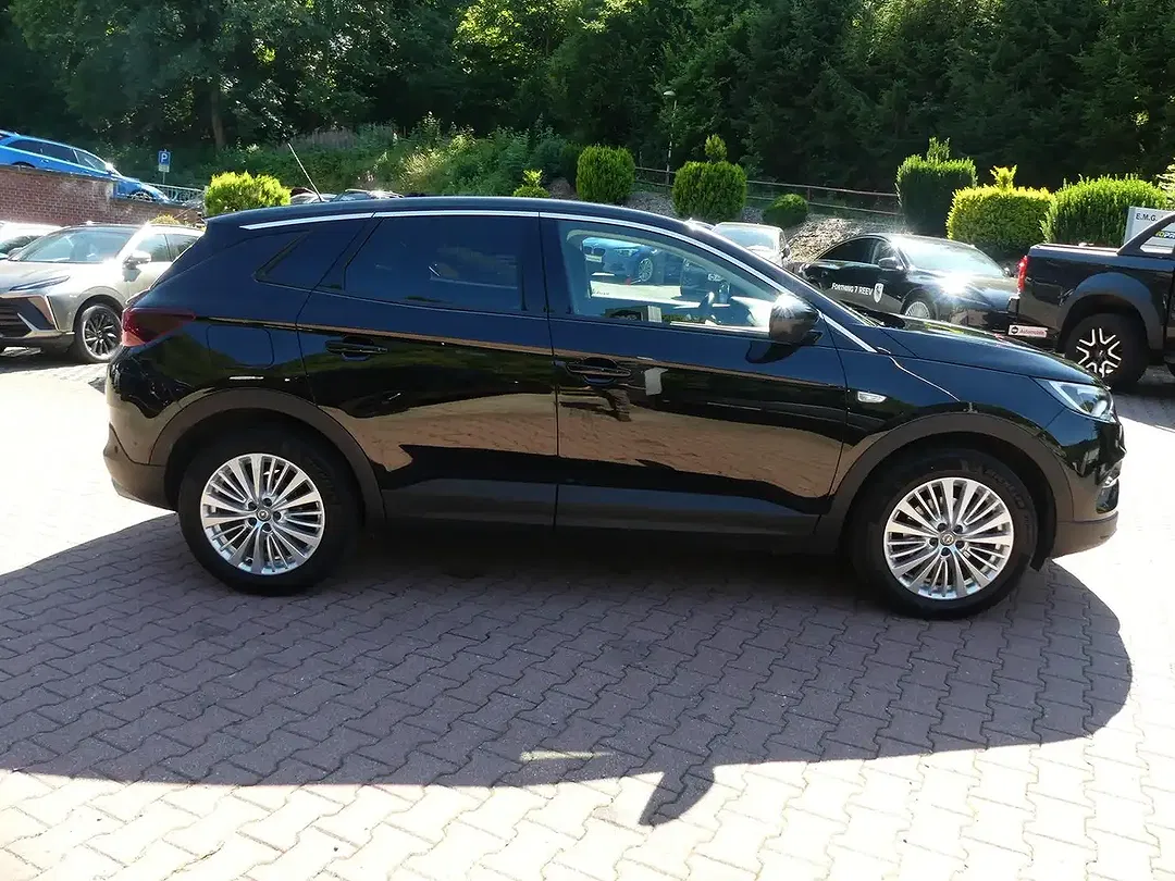 Opel Grandland X 1.2 - Thumbnail 4