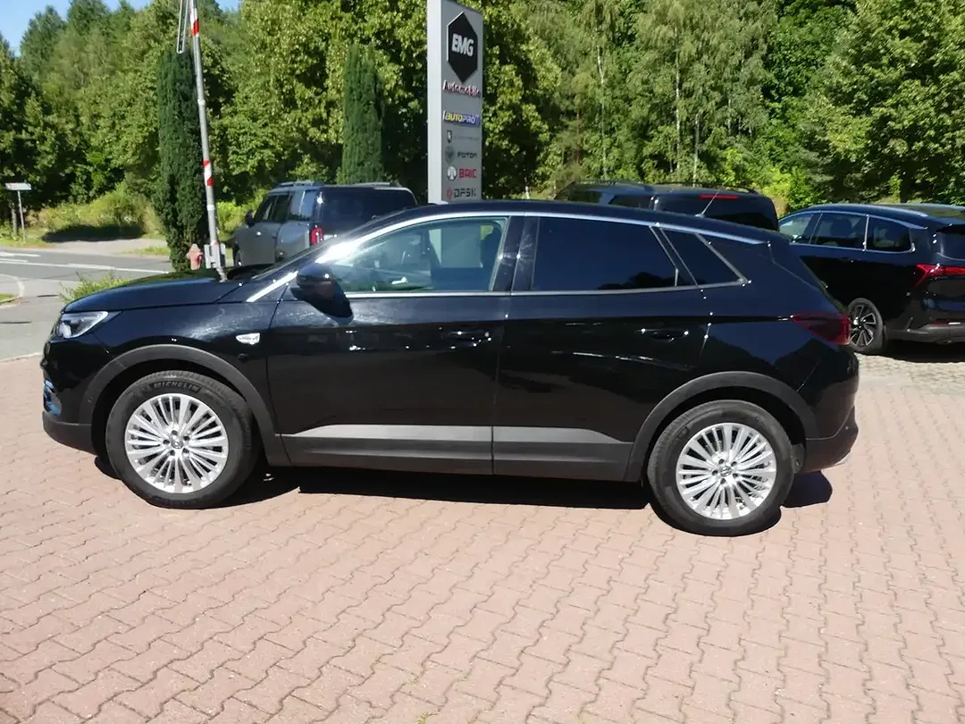 Opel Grandland X 1.2 - Thumbnail 8