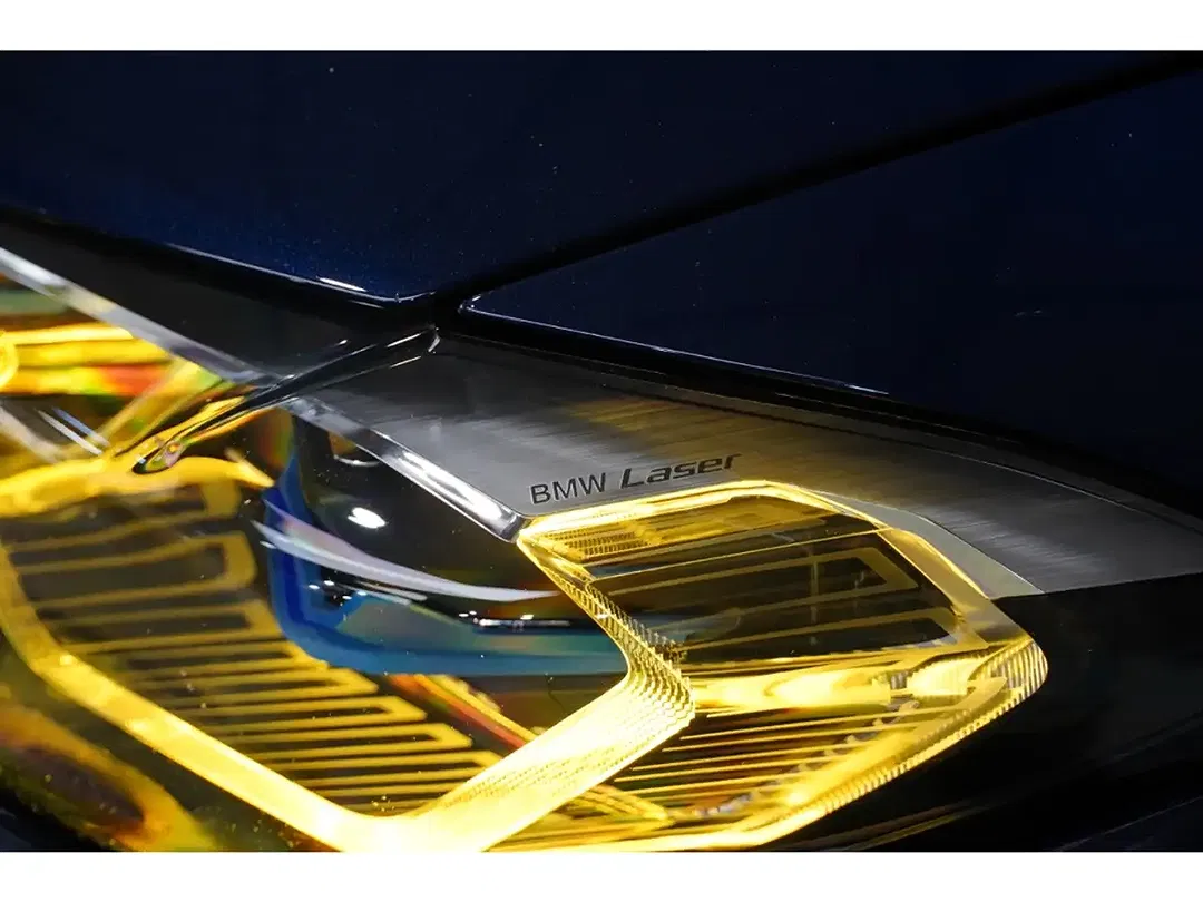 BMW M3 M xDrive Competition - Thumbnail 8