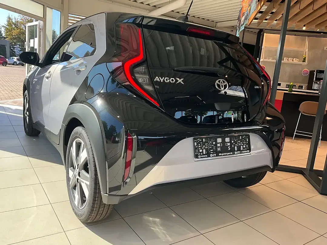 Toyota Aygo X 1.5 Hybrid Teamplayer - Thumbnail 2