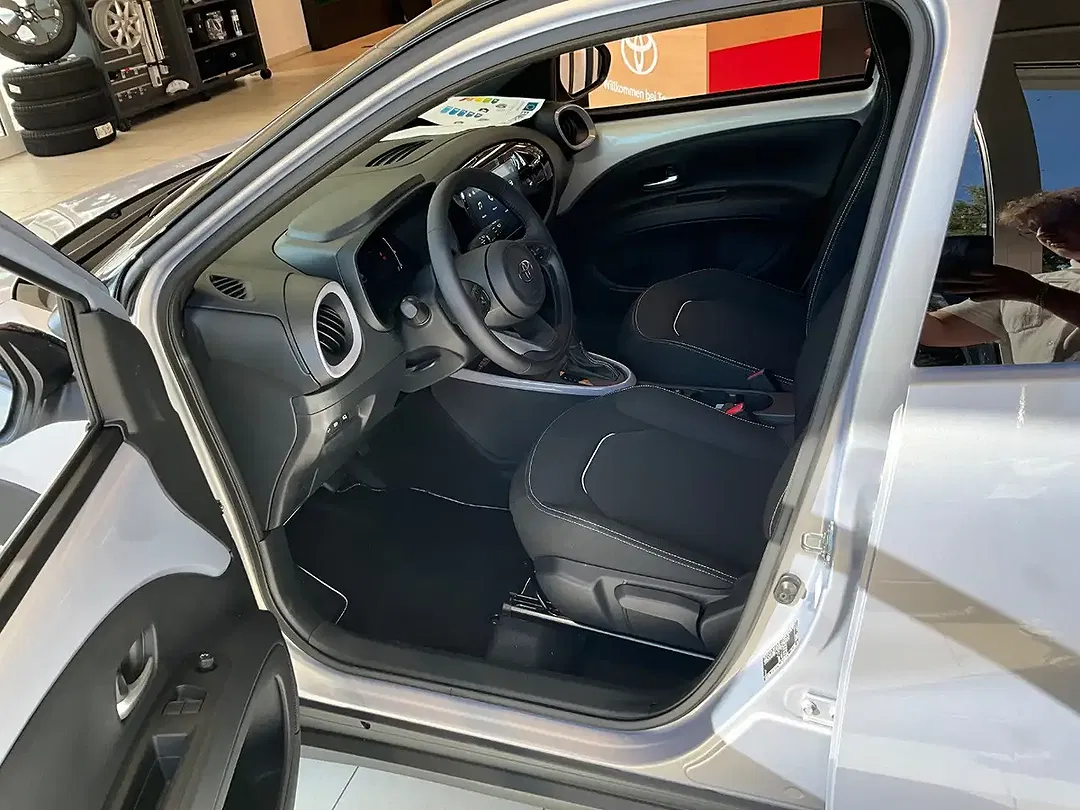 Toyota Aygo X 1.5 Hybrid Teamplayer - Thumbnail 5