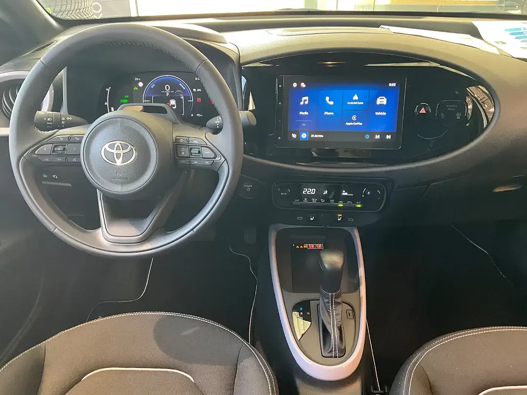 Toyota Aygo X 1.5 Hybrid Teamplayer - Thumbnail 8