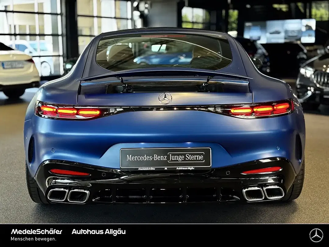 Mercedes-Benz AMG GT 63 4MATIC - Thumbnail 10