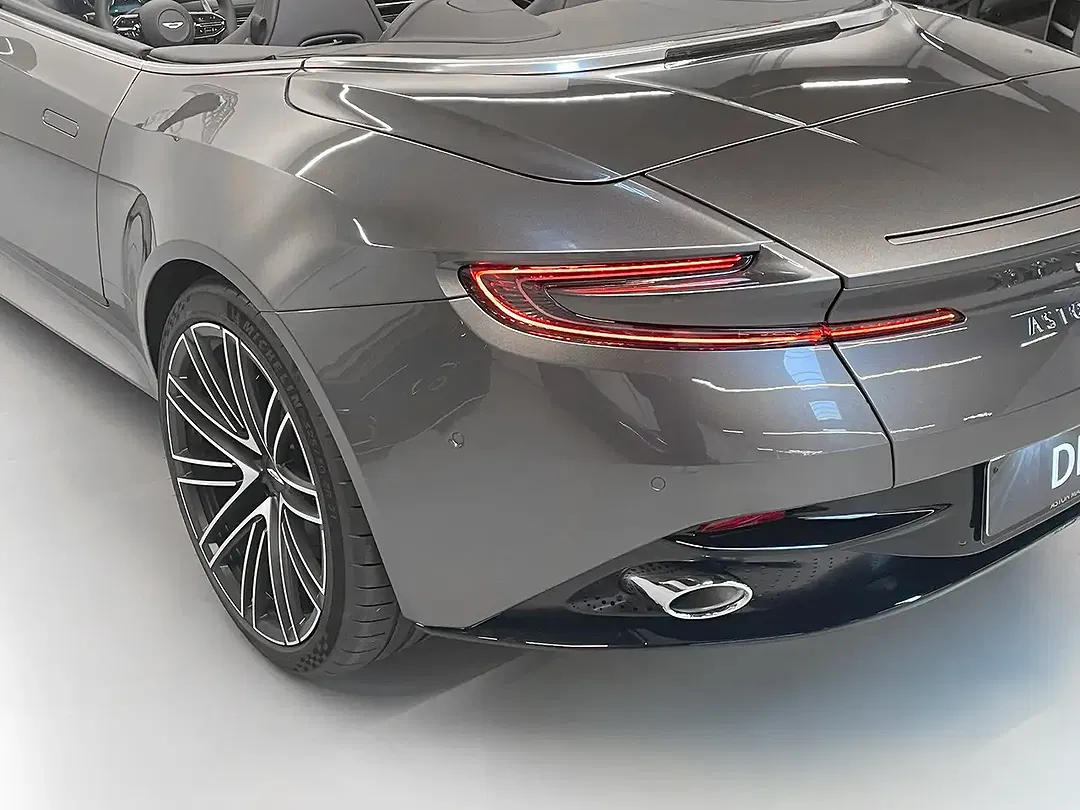 Aston Martin DB12 Volante - Thumbnail 14