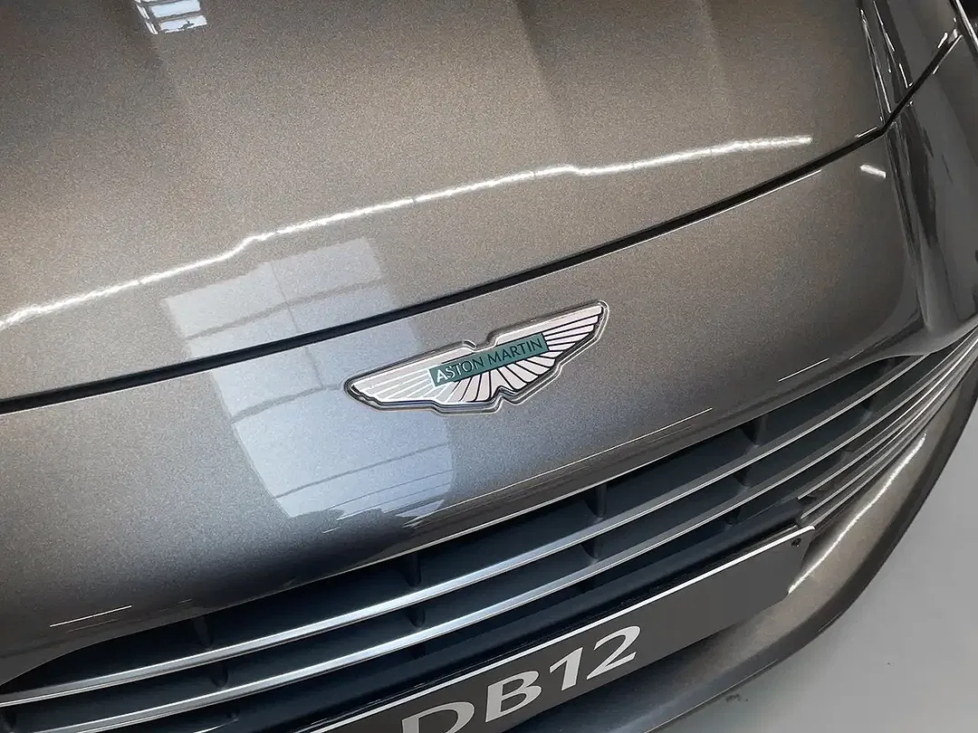 Aston Martin DB12 Volante - Thumbnail 7