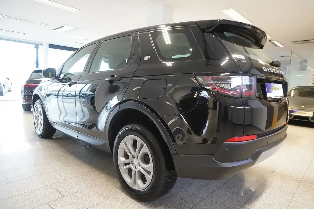 Land Rover Discovery Sport P300e AUT 4x4 PHEV - Thumbnail 4