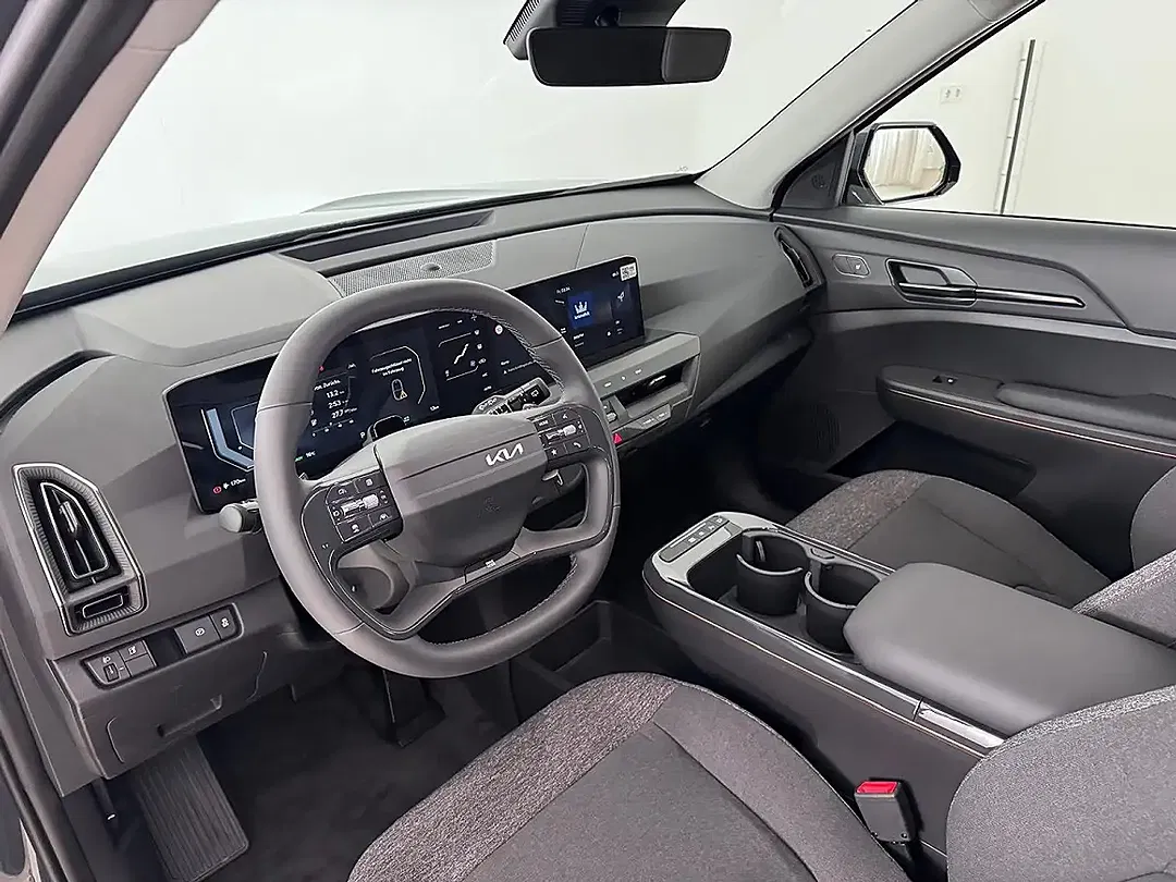 Kia EV5 Air - Thumbnail 8