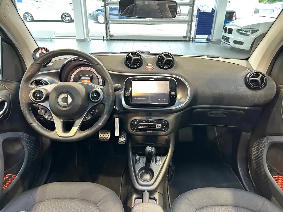 smart forTwo - Thumbnail 17