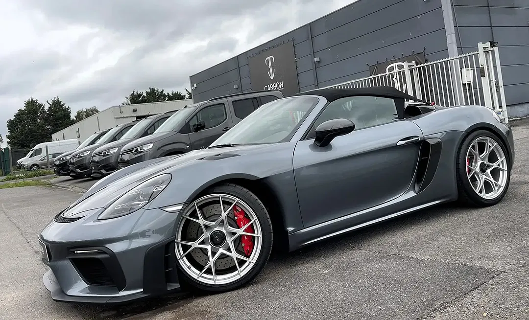 Porsche 718 Spyder RS Weissach - Thumbnail 3