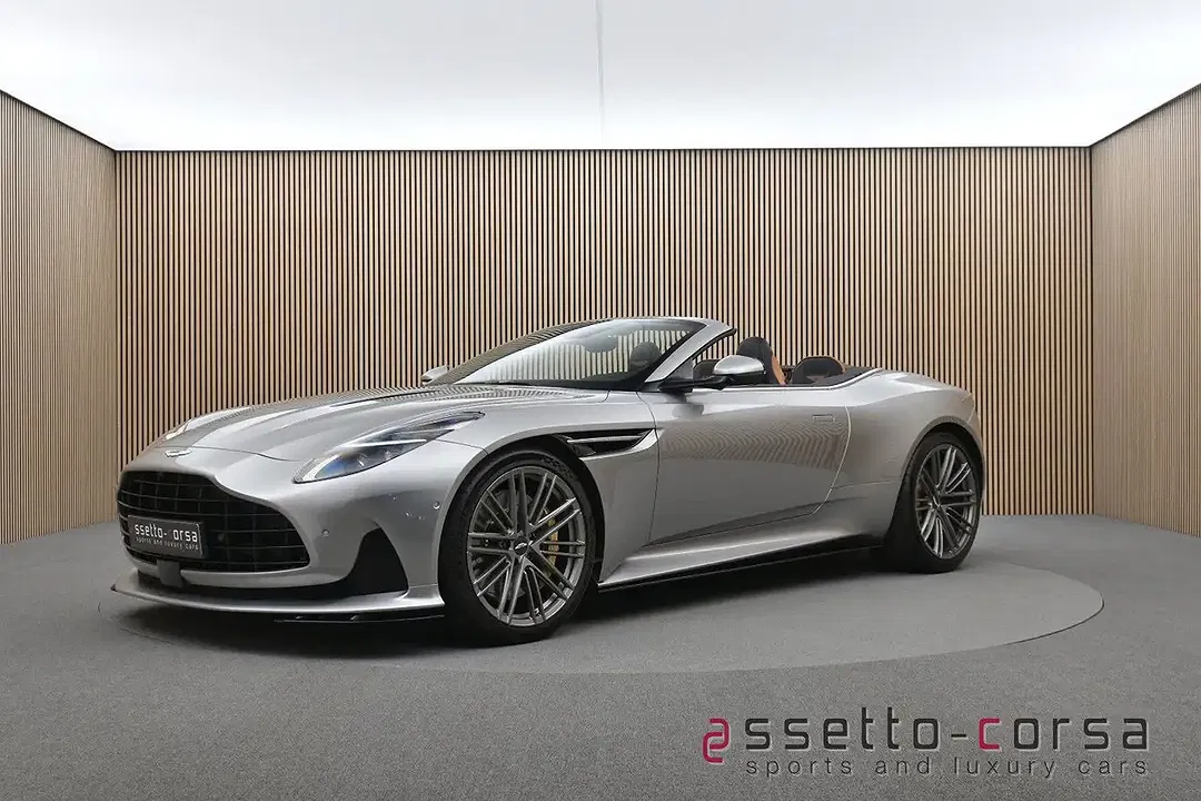 Aston Martin DB12 Volante - Thumbnail 8