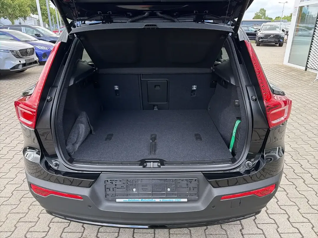 Volvo XC40 B3 Ultra - Thumbnail 14