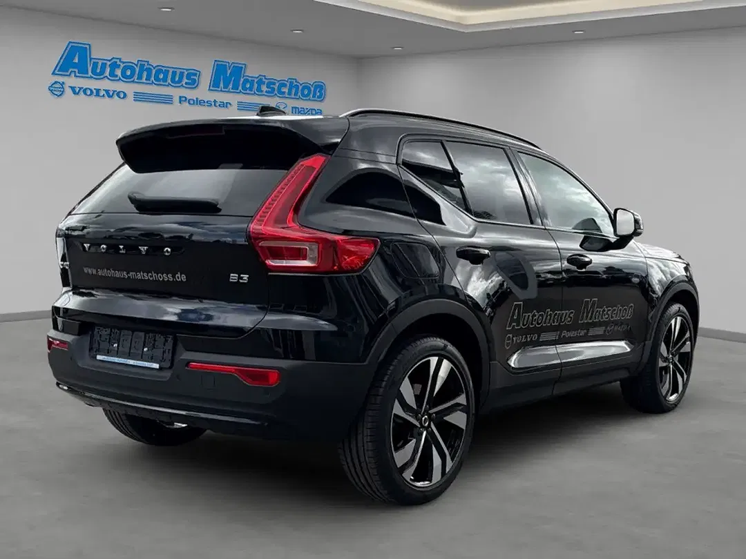 Volvo XC40 B3 Ultra - Thumbnail 5
