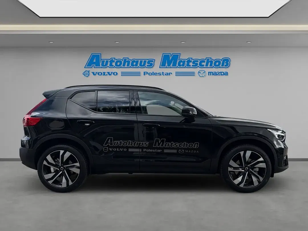 Volvo XC40 B3 Ultra - Thumbnail 6