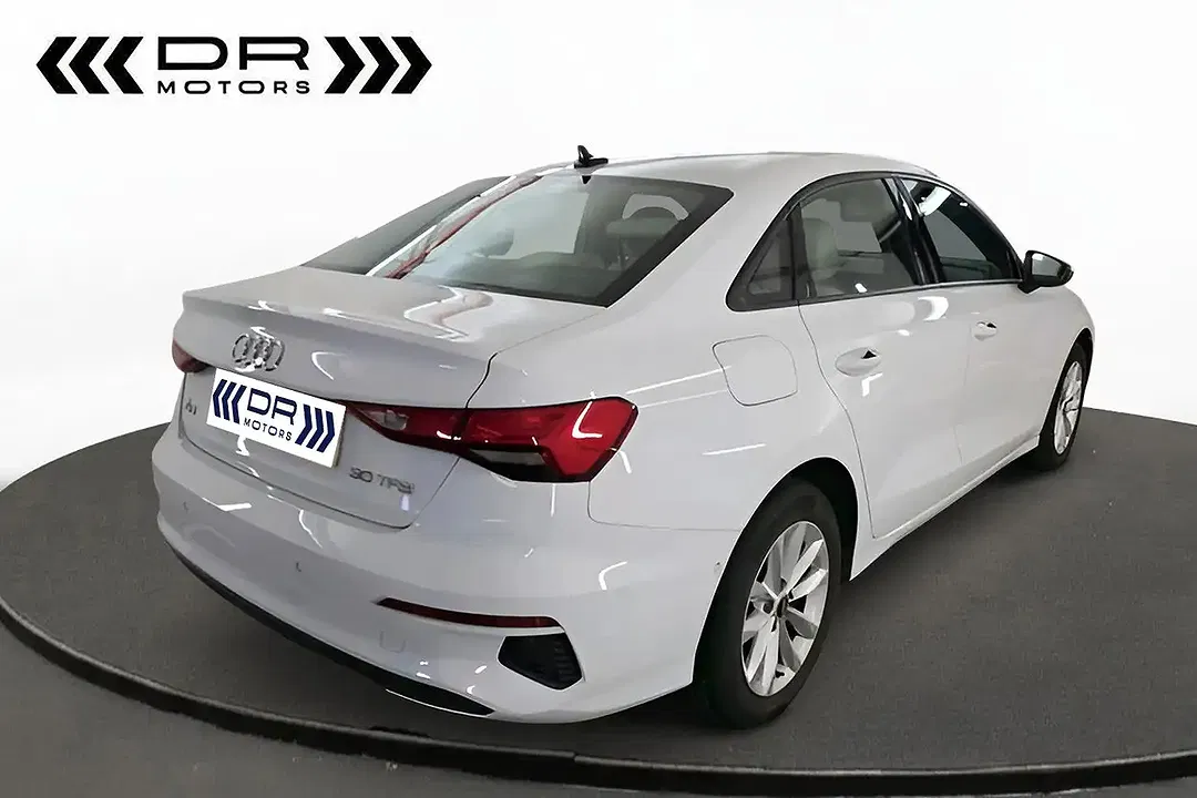 Audi A3 30 TFSI - Thumbnail 2