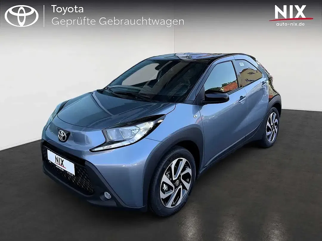 Toyota Aygo X Teamplayer - Thumbnail 1