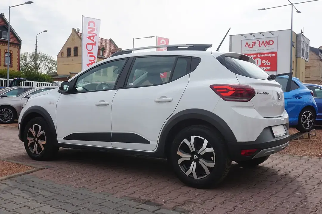 Dacia Sandero TCe Stepway Comfort - foto 1