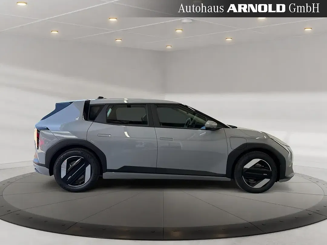 Kia EV4 Air - Thumbnail 5