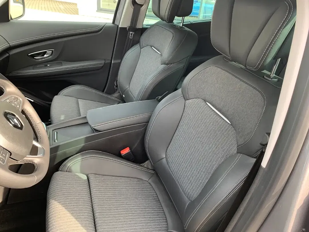 Renault Grand Scenic 1.3 TCe Techno - Thumbnail 8