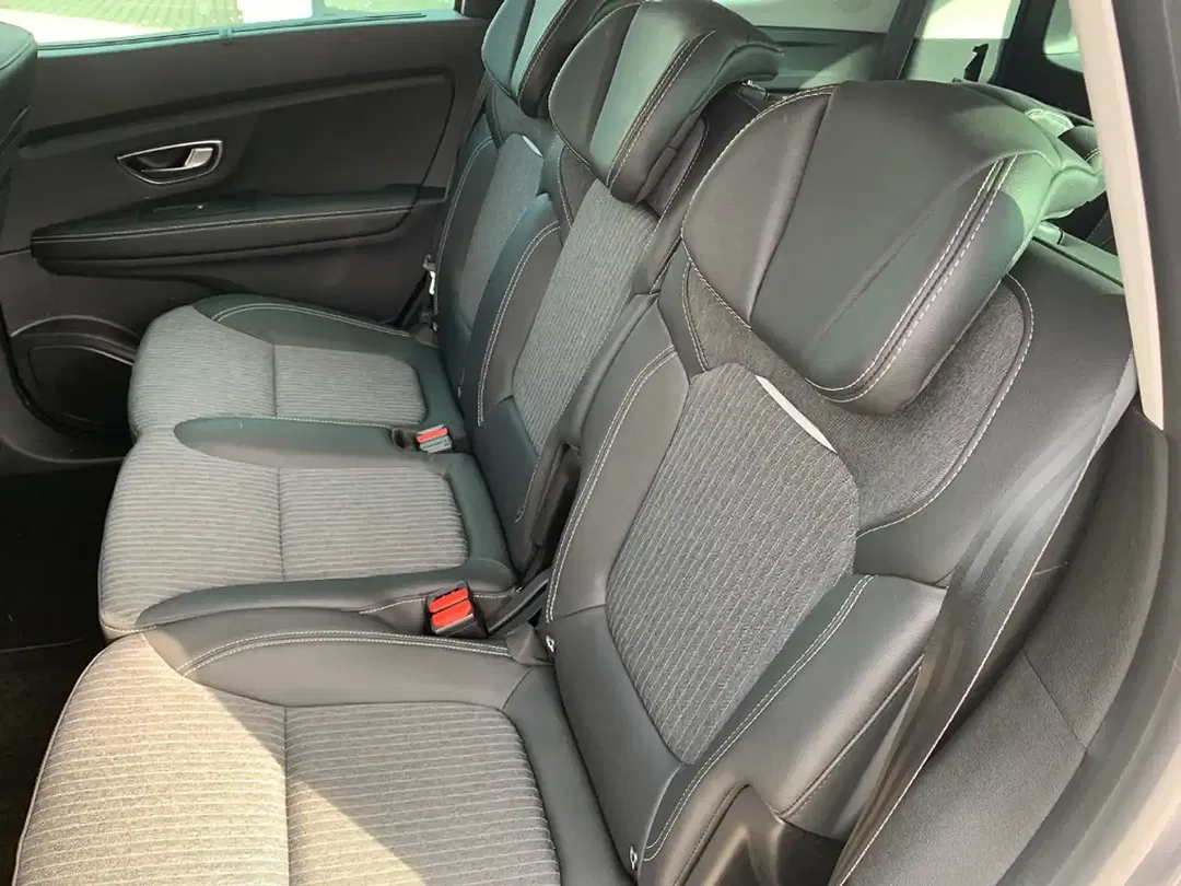 Renault Grand Scenic 1.3 TCe Techno - Thumbnail 9